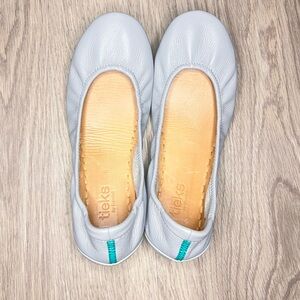 Tieks by Gavrieli Feather Grey Ballet Flats Size 8 Perfect Condition!